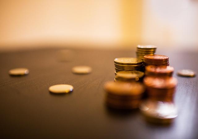 每日经济新闻■高瓴资本“匆忙”备案参与格力股权竞标，63亿保证金背后的法理待解