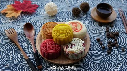 [光明网]高校月饼争霸赛快来康康中秋月饼哪家强