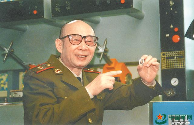 「光明网」高伯龙院士：一束高度集中的光芒，照亮自主创新的征程