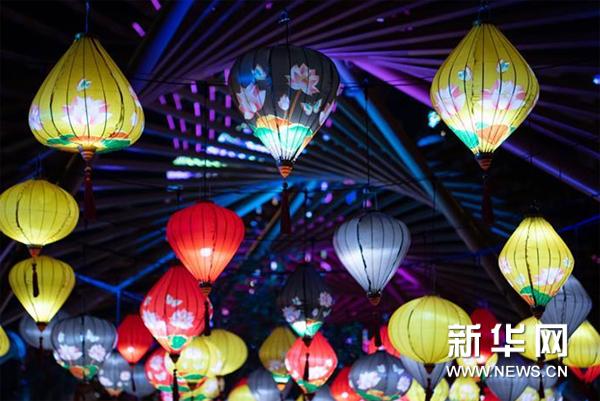 「新华网」各地开展文化活动庆祝中秋节