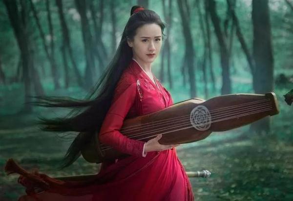 #光明网#她曾是《爱情公寓》的龙套，搭档张艺兴火遍全国，网友：完美逆袭