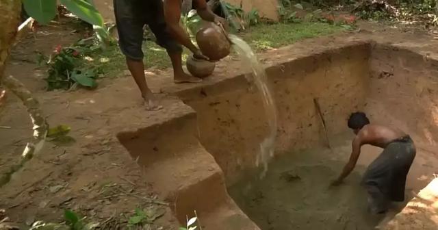 「新闻晨报」真万池王！两小哥徒手造泳池豪宅，视频播放量超2000万