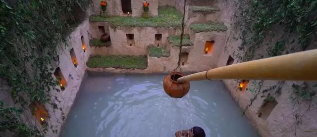 「新闻晨报」真万池王！两小哥徒手造泳池豪宅，视频播放量超2000万