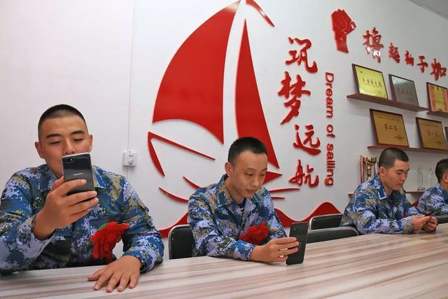 中国军网@新战友的第一个军营中秋节怎么过？