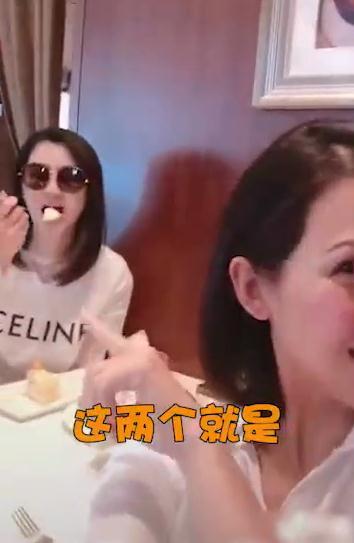 #光明网#蔡少芬怀孕素颜满脸红疹，大骂洪欣“八婆”上演塑料闺蜜情
