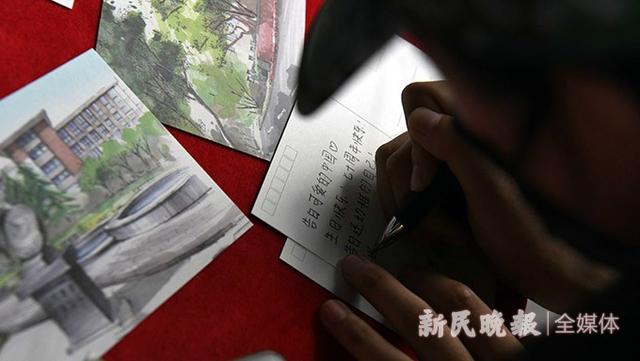 新民网■青春学子告白祖国 为新中国70周年华诞献礼