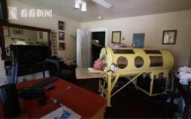 [看看新闻]男子6岁患病住“铁桶”67年？只剩头在外面 靠惊人毅力成为律师