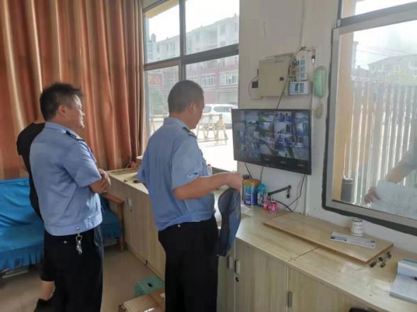 光明网@践行守护“澧”的约定，构筑中秋最美“警”色