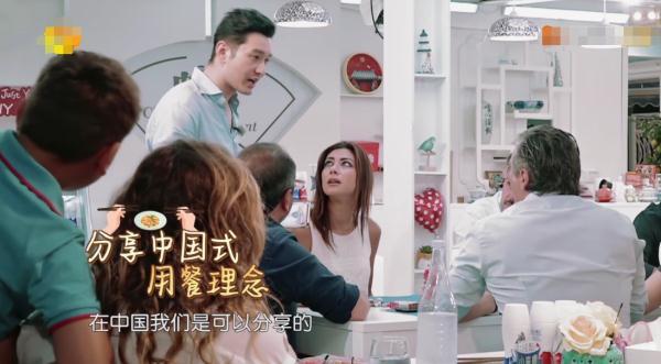 #光明网#中餐厅迎来史上最多客人，黄晓明的点餐方式引赞叹，林大厨很高兴