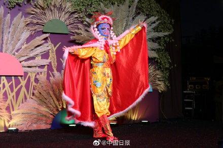 「光明网」洛杉矶多族裔人民共庆中秋佳节