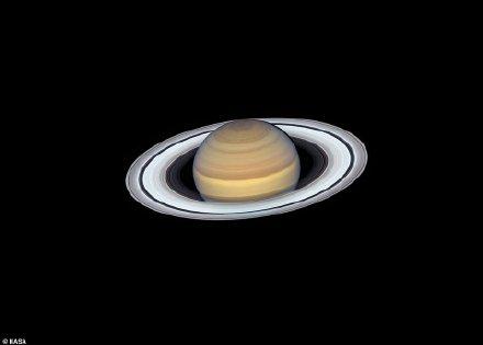 [光明网]被光环围绕！迄今为止最详尽的土星图像发布