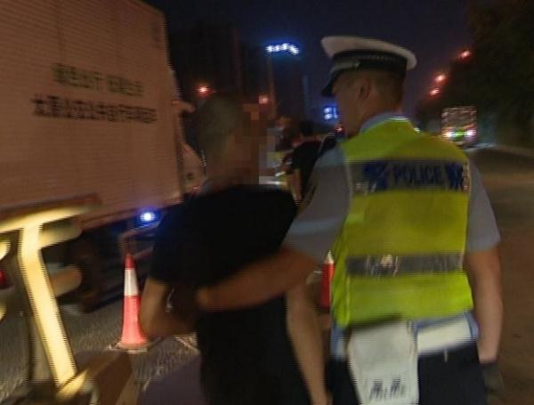 「光明网」临时换座逃避处罚 交警识破酒驾受罚