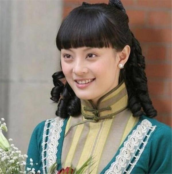 光明网■《甄嬛传》的主创演员，成名前照片对比，华妃娘娘让人直呼认不出