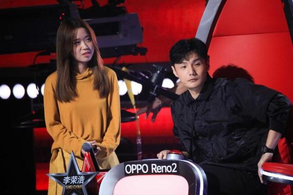 【光明网】“黑马”刘美麟淘汰贾铮，本期《好声音》最具争议的PK就是她们