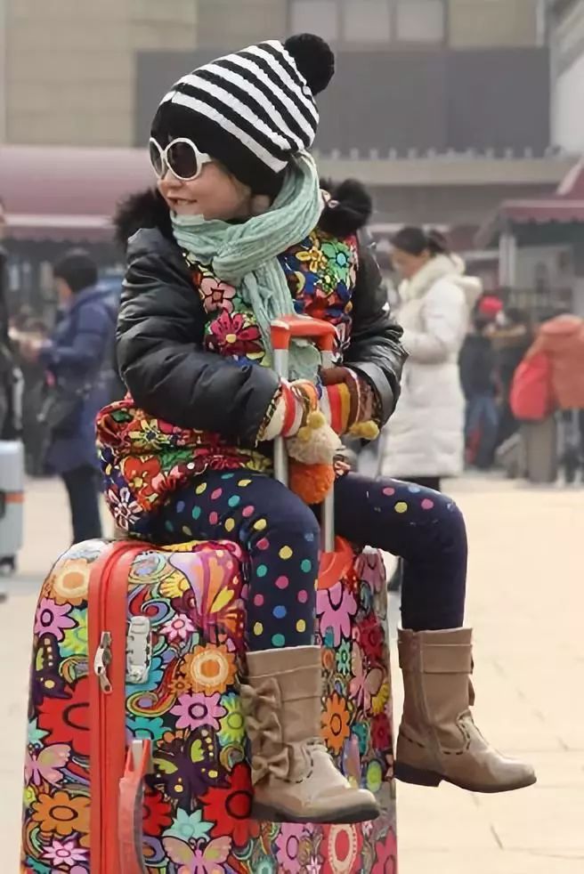 今晚报@历史上的今天｜北京站开通60周年 你承载了无数人的回家历程