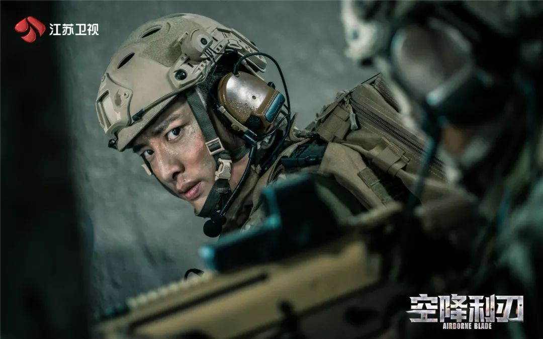 空降利刃锻造尖刀上的刀尖燃情谱写新时代强军之歌