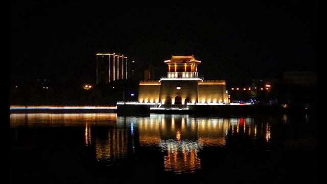 美图欣赏丨平原县琵琶湾公园夜景随拍