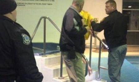 [光明网]女囚犯成功越狱，囚衣未脱第一时间去做Spa