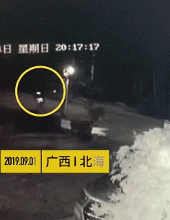 #文汇报#8天内，2名女孩在同一地离奇失联，竟有10大相似处！监控拍到揪心一幕...
