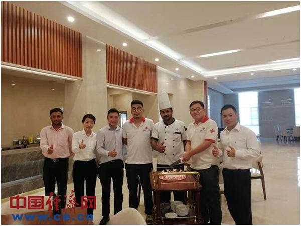 「中国经济网」“We are one family！”中国援巴医疗队异国收获友情