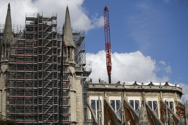 「参考消息网」巴黎圣母院大火“遗毒”难消 铅污染重引焦虑