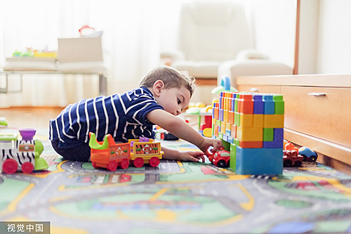 「参考消息网」巴黎圣母院大火“遗毒”难消 铅污染重引焦虑