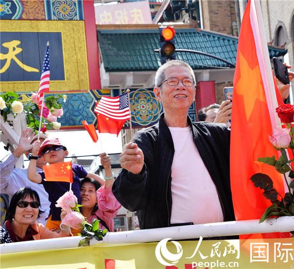 「人民网」芝加哥华侨华人热烈庆祝新中国成立70年