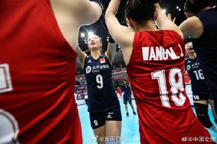 【光明网】2019年女排世界杯 中国女排三连胜