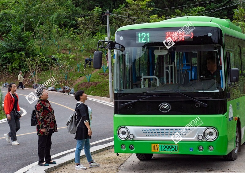 路通山村覓蓮香簡陽市平泉鎮荷橋村