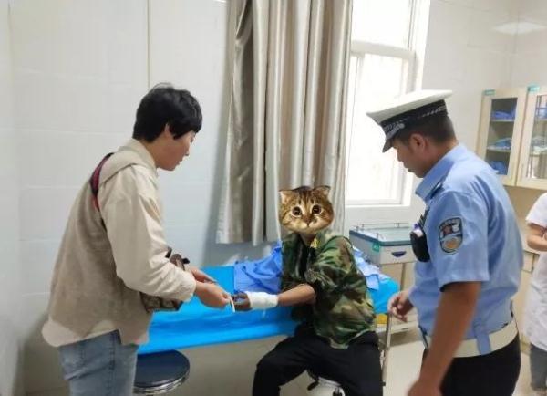 光明网■紧急救助危重病人 宝鸡交警与时间赛跑