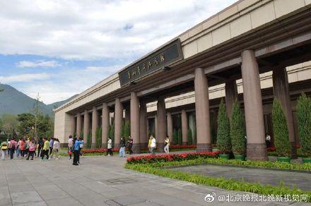 「光明网」香山周边道路打通“肠梗阻”