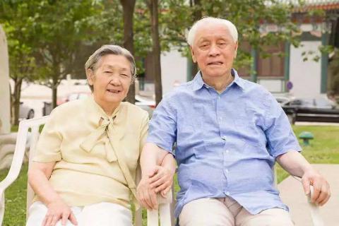 中青在线：他不是院士，为何荣获“人民科学家”称号？