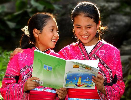 [中国青年网]倾听花开的声音——“春蕾女童”的光阴故事