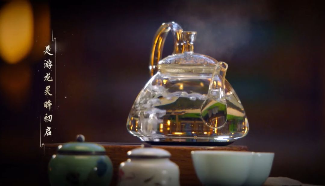 [中国妇女报]夜思｜戏骨王劲松落泪，这部最小受众的8.8分综艺，不该被埋没