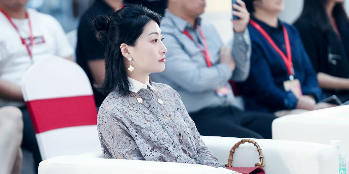 经济观察报：让年轻人更懂娃哈哈 宗馥莉要如何做营销？