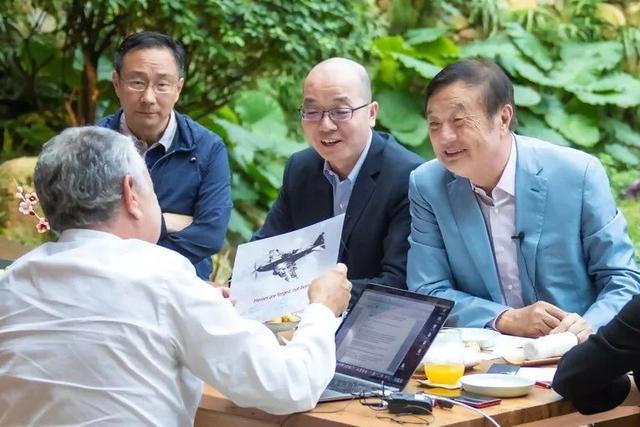 「每日经济新闻」任正非：我上街就会被拍照，像一只“老鼠”找不到“洞”钻进去