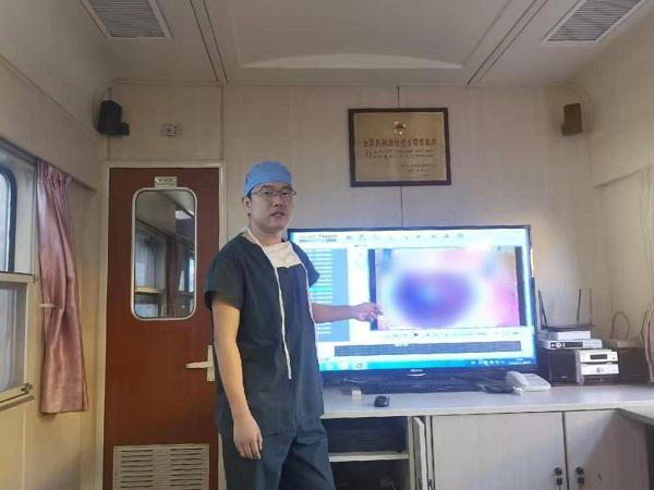 「新华网」工行“健康快车”光明行四平站为千余名白内障患者实施免费手术