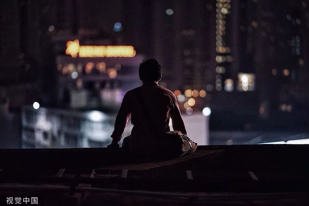 视觉志：和女友吵完架，他直接被送进了120。