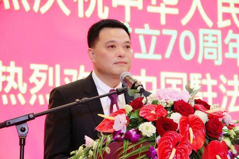 #海外网#旅法侨界举办庆祝中华人民共和国成立70周年晚会