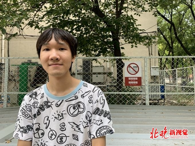 北京晚报：北工大有个给猫“看”的“猫语警告牌”，还是中英双语版