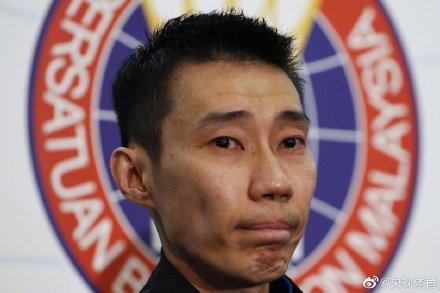 [光明网]李宗伟谈抗癌过程：做了33次电疗 喉咙里完全破掉了