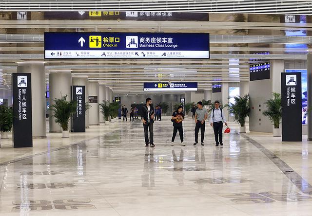 新京报：抢“鲜”体验京雄城际 西站至大兴机场仅需28分钟