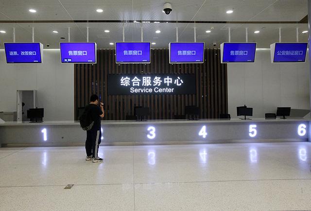 新京报：抢“鲜”体验京雄城际 西站至大兴机场仅需28分钟