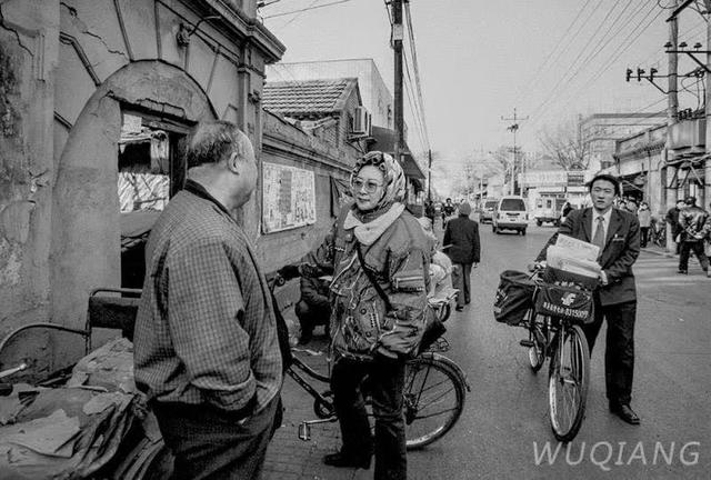 「新京报」史家胡同博物馆展出70幅老照片，再现18年前胡同生活
