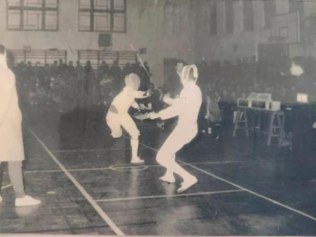 中国侨网：70年?侨与中国 | 归侨“老剑客”陶金汉：用击剑诉说爱国情