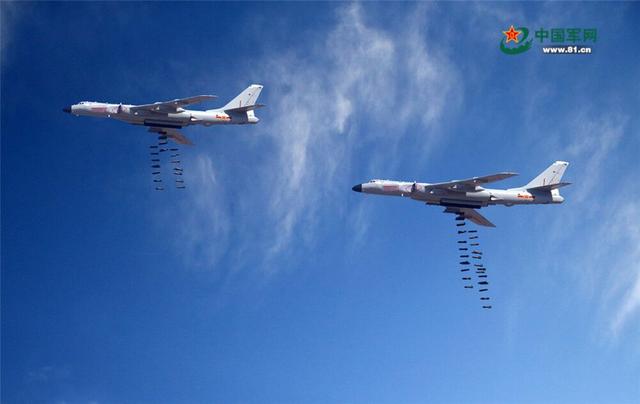 【中国军网】震撼！俄“中部－2019”演习我军参演部队开展实兵行动