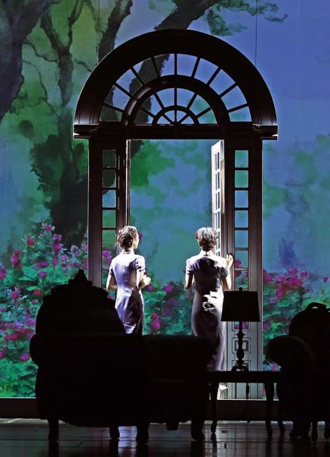 东艺首部自制话剧《金家花园》首演,50年传奇展现旖旎典雅上海风情