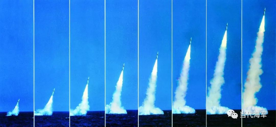 【与祖国同行 向国庆献礼】人民海军潜艇首次水下发射运载火箭试验