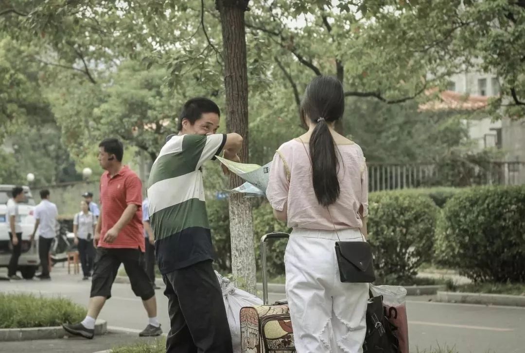 #共青团中央#青听丨“你是从开学第几天开始想家的？”