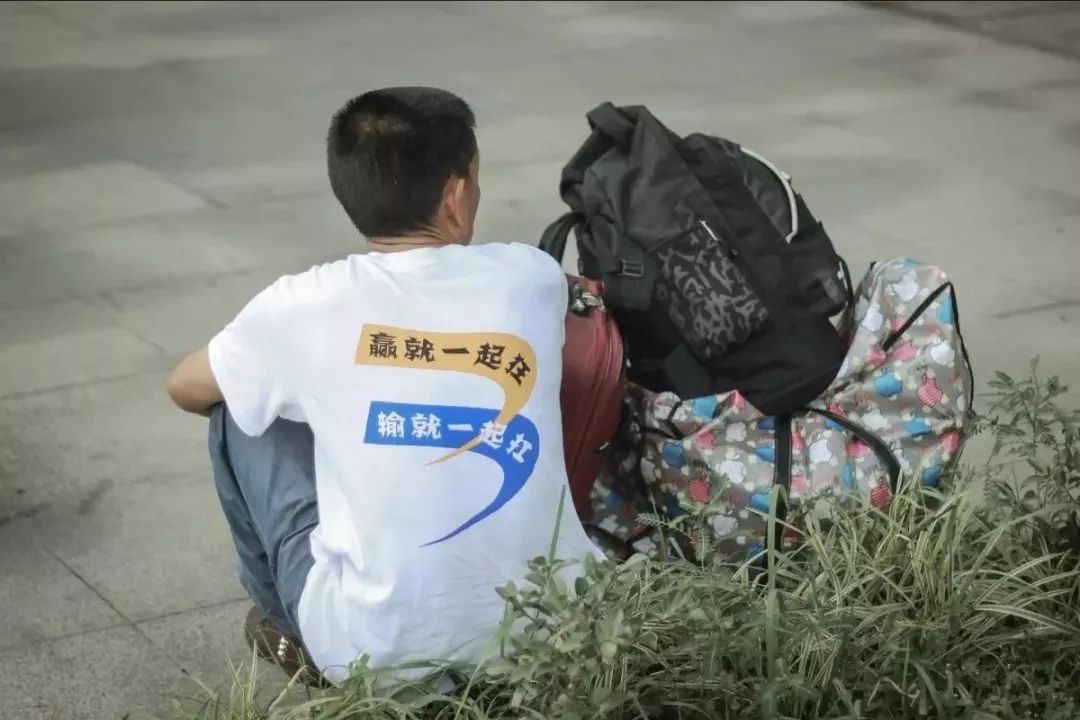 #共青团中央#青听丨“你是从开学第几天开始想家的？”